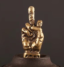 Brass Vertical Finger Figurine Small Animal Statue Office Home Decoration Toy picture