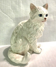 Vintage Lefton White Sitting Cat Porcelain Figurine #1517 6.5x5” picture