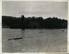 1937 Press Photo People's Regatta crew race on Schuylkill River in PA picture