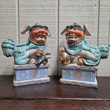 Vintage Chinese Porcelain Foo Dog Pair Guardian Lions Statues picture