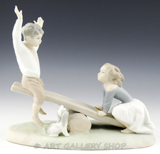 Lladro Figurine SEESAW BOY/GIRL & DOG ON TEETER TOTTER #4867 Retired Matte Mint picture