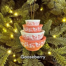 VTG Pyrex Inspired Xmas Ornament Plastic Nesting Mixing Bowl Set Gooseberry picture