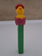 Vintage 1976 Chick In Egg No Feet PEZ  with 