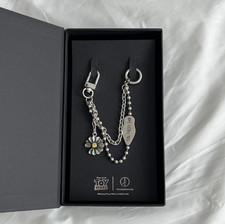 G-Dragon PEACEMINUSONE x CASETiFY Toy Story Keychain Korea Pop-Up Exclusive New picture