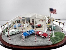 Danbury Mint - 1957 CHEVROLET DEALERSHIP - Mini Chevy Diorama - (RARE) IN BOX picture