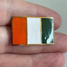 Vtg Ireland Flag Enamel Lapel Pin Green White Orange Irish Patriotic Badge NOS picture