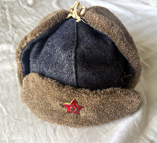 WW2 Soviet/Russian Military Ushanka Winter Hat w/ Red Star Hammer & Sickle Badge picture