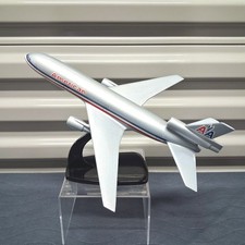 Air Jet Advance Model American Airlines Douglas DC-10 Desk Display Vintage 1980s picture
