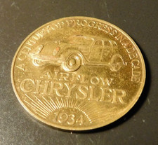 1934 VINTAGE CHICAGO WORLD'S FAIR CHRYSLER CARS MEDAL TOKEN picture