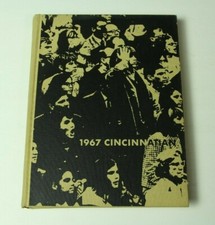 University of Cincinnati Yearbook 1967 NCAA Basketball Cincinnatian picture