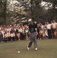 Julius Boros tees off second hold a large gallery watching 1965 Ma- Old Photo picture