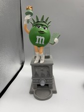 VINTAGE M&M's MM WORLD STATUE OF Ms. LIBERTY DISPENSE M&M's LADY GREEN picture
