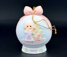 Rare 1993 Precious Moments Christmas Ornament Limited Edition Collectible picture