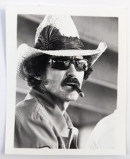1979 Richard Petty Icon hat & Cigar: Original Press Photo 4x5 picture