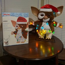 2 FT ANIMATED GIZMO FROM GREMLINS ANIMATRONIC CHRISTMAS PROP picture