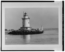 Old Saybrook Connecticut Saybrook Breakwater Light 1972 Lighthouse Awning picture