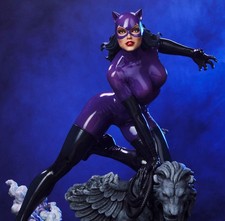 Catwoman (Purple Edition) Maquette 1:6 Scale — Tweeterhead picture