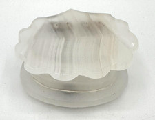 Vintage Hand-Carved Mexican White Onyx Seashell Hinged Trinket Box – Mid-Century picture