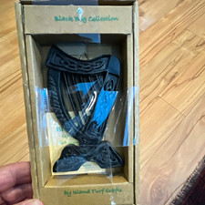Island Turf Crafts Black Bog Collection Handmade Celtic Harp Figure w/ Box picture