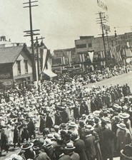 Vintage RPPC Postcard Grand Ave Portland Oregon Crowd Parade Flags 1910 picture