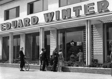 Berlin Eduard Winter's Coca Cola bottling factory Franklinstrasse1952 1953 Photo picture