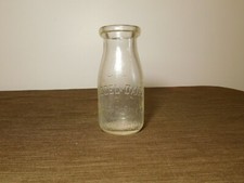 VINTAGE 1928 MODEL DAIRY NEW YORK HALF PINT MILK BOTTLE picture