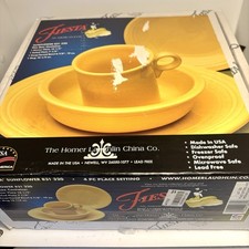 Fiesta Fiestaware Homer Laughlin 4 Pc Place Setting New  w/ Box Sunflower picture