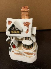 David Winter The toymakers cottage Handmade and Hand painted 1994 picture