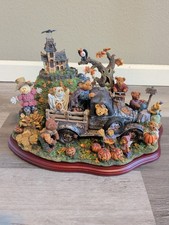 Boyds Bears Danbury Mint The Boyds Bears At Haunted Hill In Original Packaging picture