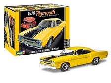 Revell 1/24 '70 Plymouth Road Runner Plastic Model 14531 NEW picture