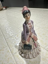 AVON 1973 Mrs Albee First Lady Award Goebel Rare  2617/6500 picture