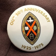 1975 United Church of Canada Pinback picture
