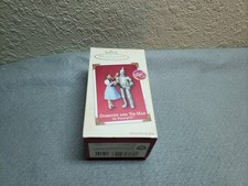 Hallmark 2002 Dorothy And Tinman, Dorothy & Scarecrow, Wizard Of Oz (LOT of 2) picture