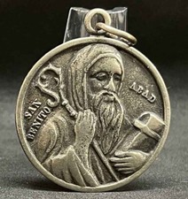 Argentina 1940´ vintage St Benito Abad Benedict Cross protection medal. picture