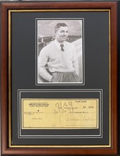 Clark Gable Genuine Hand Signed Original Cheque Presentation 40cm x 30cm & COA picture