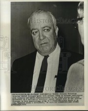 1959 Press Photo Steel strike mediator Joseph Finnegan meet with newsmen picture