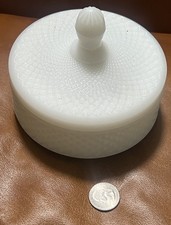 VINTAGE WESTMORELAND HOBNAIL DIAMOND MILK GLASS  POWDER TRINKET DISH picture