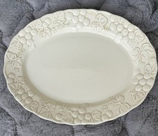 Metlox Poppytrail Platter Oval Antique White Grape  picture