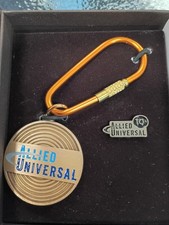 New Allied Universal 10 Years Service Award Set Keychain Carabiner Pin picture