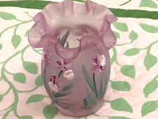 FENTON VASE LAVENDER RAISED DAFFODILS 95th ANNIVERSARY 2000 S BURNS SIGNED EUC picture