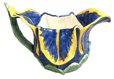 Vtg Italian Majolica Ceramic Vase/Pitcher Shaped Iris Flower 10