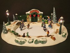 Mr. Christmas Village Town Victoria Park Skaters Musical Animated Skating Rink picture