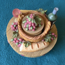 All That Glitters Ceramic 3D Wine & Grapes Pillar Candle Holder 5in 1990s picture