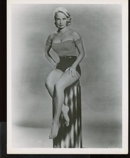 FAY SPAIN Original 1950s 8 x 10 Sexy Super Buxom Leggy Barefoot Pin-Up Photo vv picture