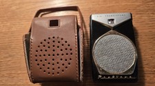 Vintage Realtone Electra TR-801 Transistor Radio w/case picture
