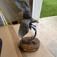 Harvey Rattey Diving Eagle Bronze Figurine Sculpture on Wood Base 1988 picture