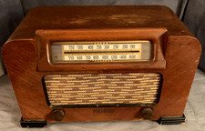 Vintage  PHILCO  42-321  Tube Radio  for  Restoration picture