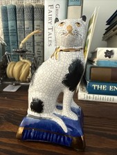 Antique Miniature Staffordshire Kent England Black & White Cat on Pillow 4” EC picture