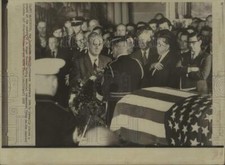1972 Press Photo John B. Donnally places a wreath on casket of J. Edgar Hoover picture
