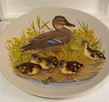 Halbert's Inc 1976 Mothers Day Plate Mallard Family by Guy Tudor w/ Box picture